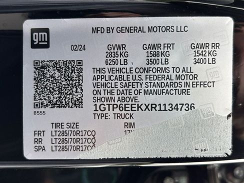 Used 2024 GMC Canyon AT4X AWD/4WD image 36