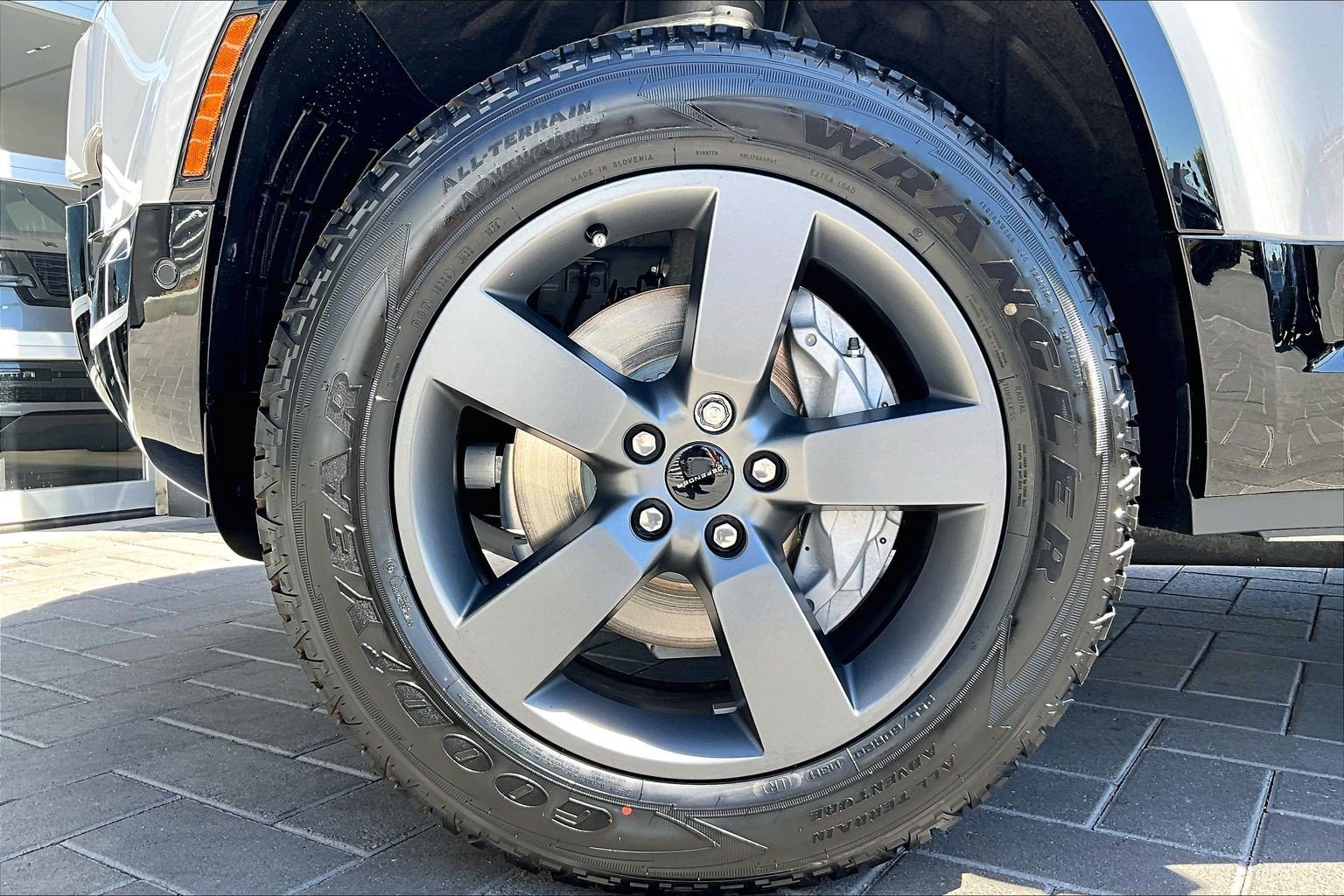 New 2026 Land Rover Defender 110 X-Dynamic SE AWD/4WD image 12