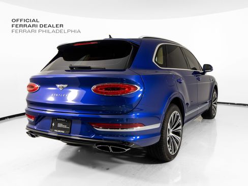 Used 2021 Bentley Bentayga AWD/4WD image 7