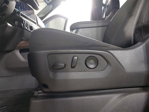 Certified 2023 Chevrolet Silverado 1500 RST image 33