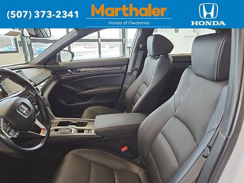 Used 2021 Honda Accord Sport image 9