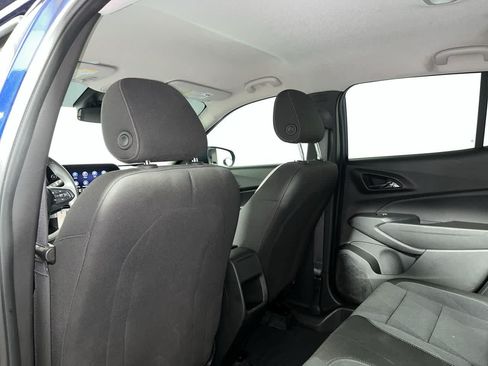 Used 2024 Chevrolet Trax LS w/ LS Convenience Package FWD image 25