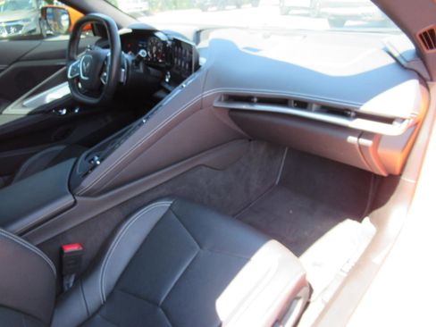 Used 2022 Chevrolet Corvette Stingray Coupe w/ 1LT image 14