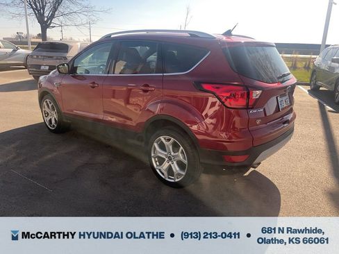 Used 2019 Ford Escape Titanium image 5