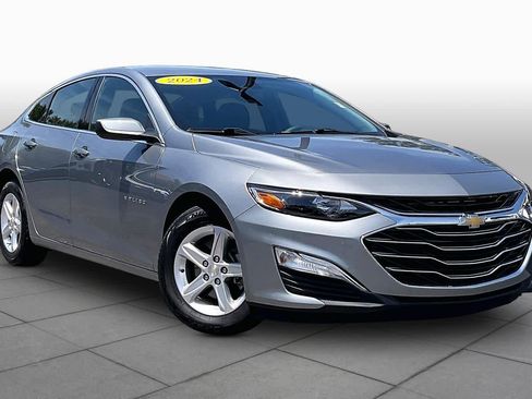 Used 2024 Chevrolet Malibu LS FWD image 3