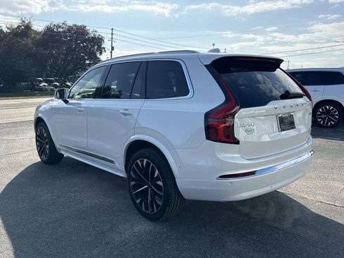 New 2026 Volvo XC90 B6 Plus image 3