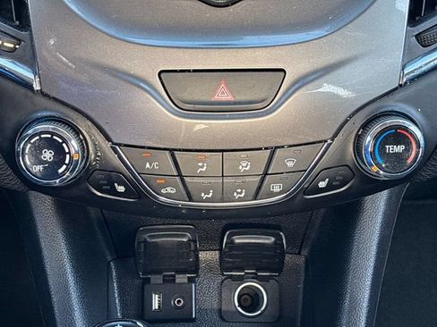 Used 2017 Chevrolet Cruze LT w/ Convenience Package FWD image 19