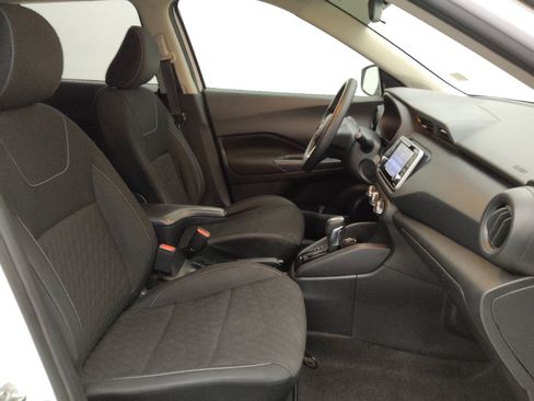 Used 2022 Nissan Kicks S FWD image 21