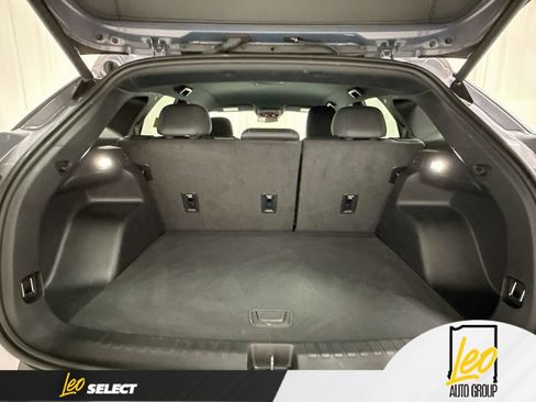 Used 2024 Chevrolet Blazer EV LT AWD/4WD image 29