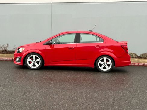 Used 2016 Chevrolet Sonic RS image 2