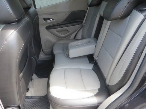 Used 2015 Buick Encore Leather AWD/4WD image 24