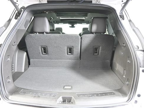 Used 2023 Buick Enclave Avenir w/ LPO, Floor Liner Package AWD/4WD image 17