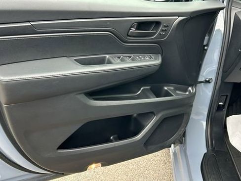 Used 2025 Honda Odyssey Sport-L image 16