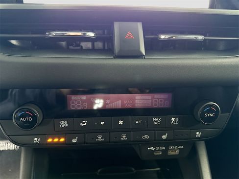 New 2026 Subaru Outback Touring image 14