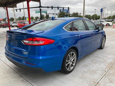 Used 2019 Ford Fusion Titanium image 8