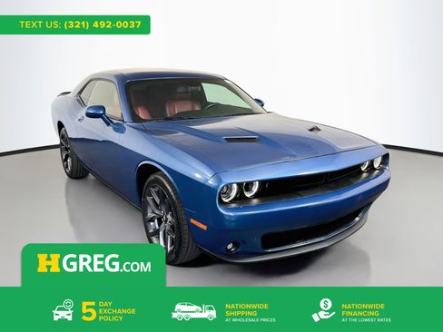 Used 2023 Dodge Challenger SXT w/ Blacktop Package RWD image 1