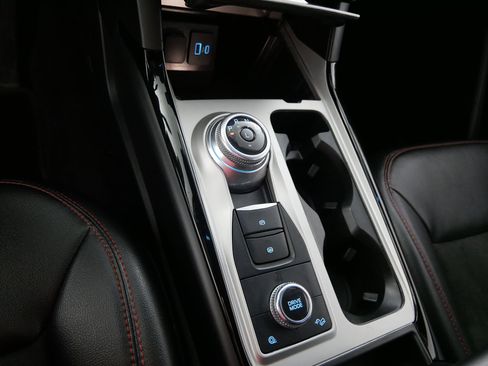 Used 2022 Ford Explorer ST-Line image 24