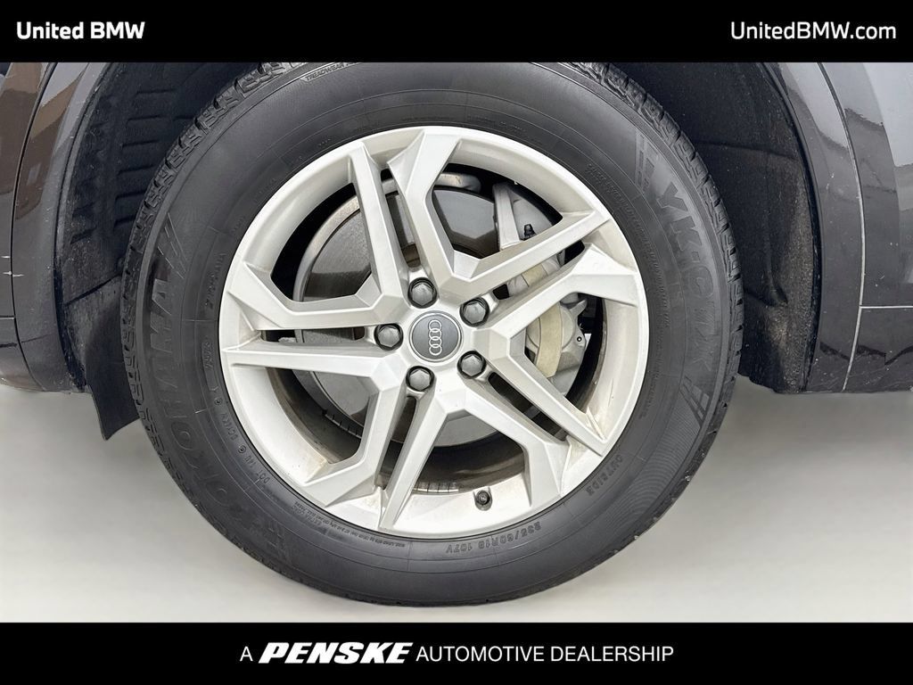 Used 2018 Audi Q5 2.0T Premium Plus w/ Premium Plus Package AWD/4WD image 9