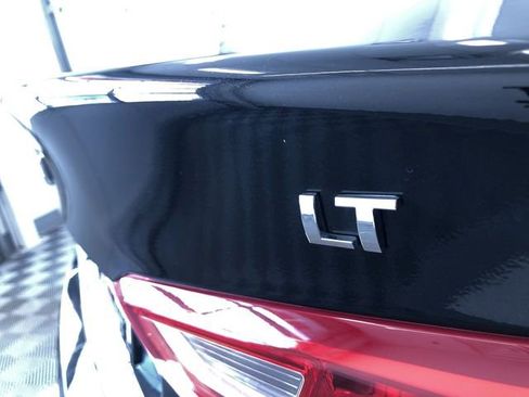 Used 2024 Chevrolet Malibu LT image 16