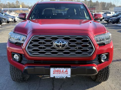 Used 2021 Toyota Tacoma TRD Off-Road w/ TRD Premium Off Road Package image 2