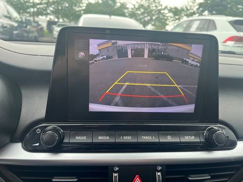 Used 2023 Kia Forte LXS w/ LXS Technology Package FWD image 14