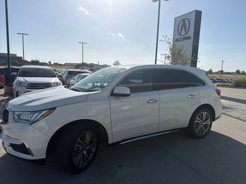 Used 2017 Acura MDX w/ Technology Package AWD/4WD image 4