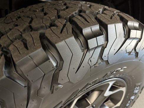 Used 2021 Jeep Wrangler Unlimited Rubicon 4xe w/ Steel Bumper Group image 14