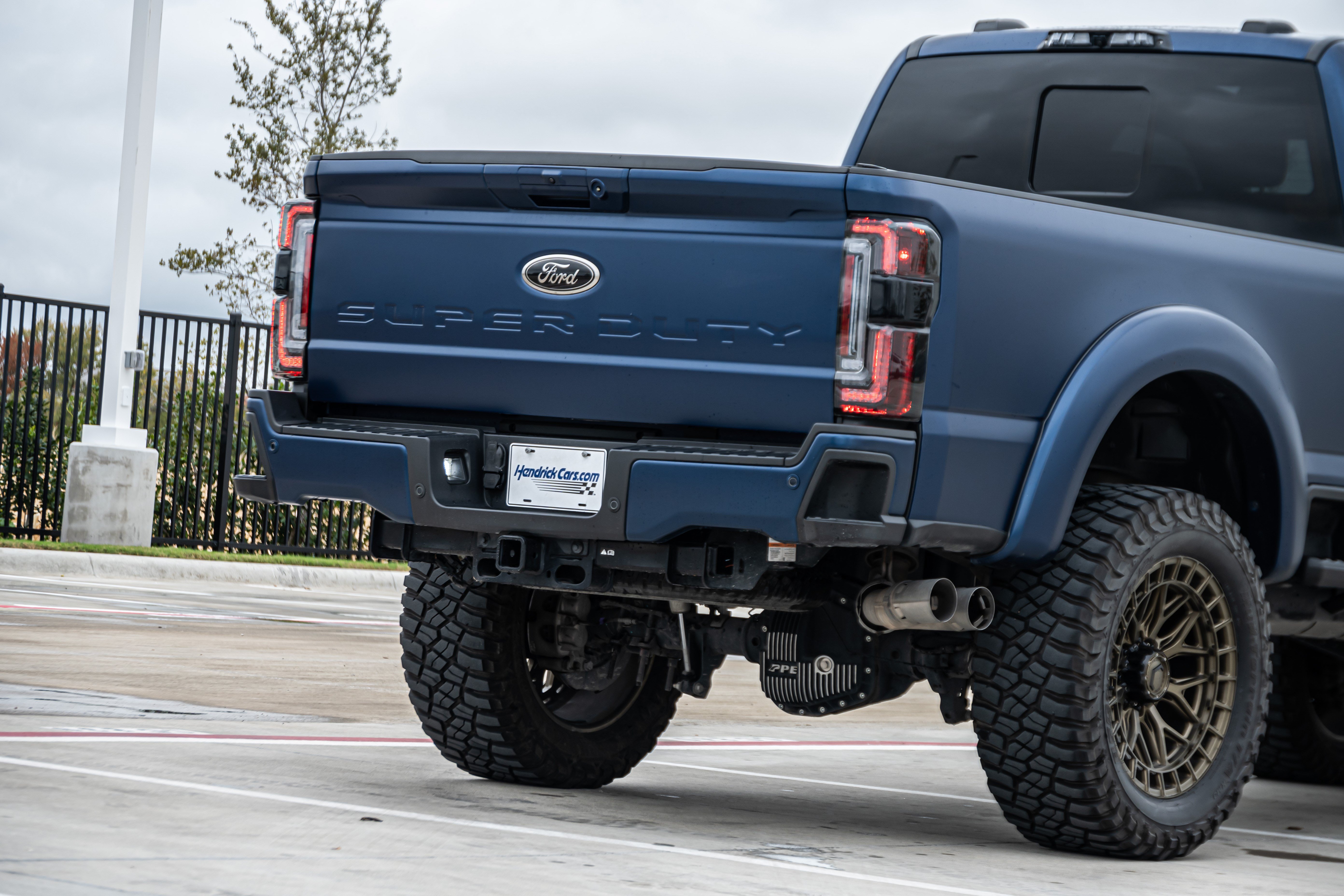 Used 2024 Ford F250 Lariat w/ Lariat Ultimate Package AWD/4WD image 42