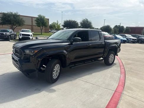 Used 2025 Toyota Tacoma SR RWD image 6