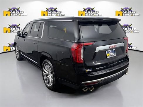 Used 2023 GMC Yukon XL Denali image 7