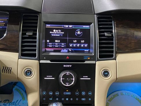 Used 2013 Ford Taurus Limited FWD image 16