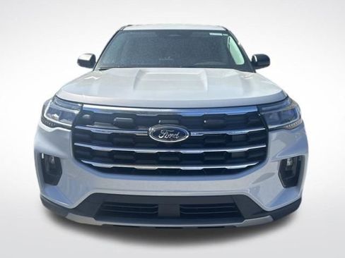 New 2026 Ford Explorer Active w/ Active Comfort Package RWD image 8