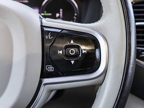 Used 2022 Volvo XC90 T8 Inscription Expression w/ Advanced Package image 32