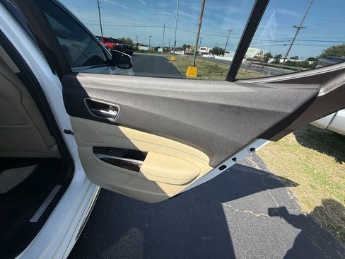 Used 2018 Acura TLX V6 w/ Technology Package FWD image 20