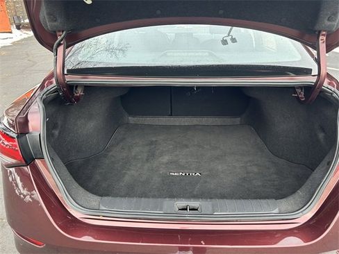 Used 2024 Nissan Sentra SV image 25