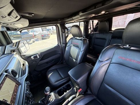 Used 2022 Jeep Wrangler Unlimited Rubicon w/ LED Lighting Group image 13