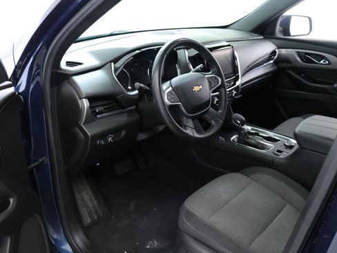 Used 2023 Chevrolet Traverse LT w/ LPO, Floor Liner Package image 22
