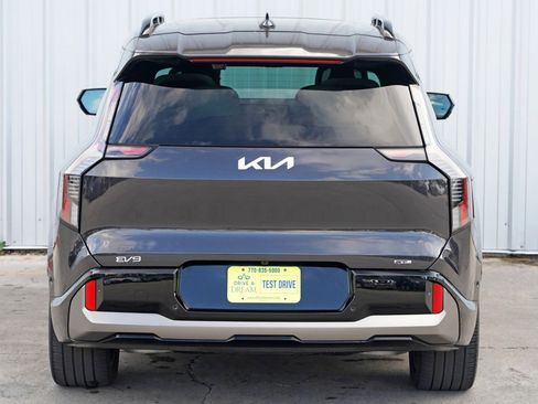 Used 2024 Kia EV9 GT-Line image 52