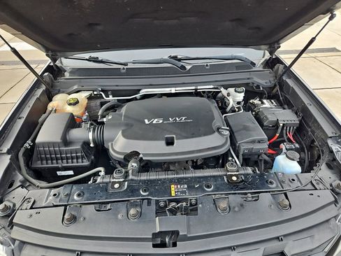 Used 2021 Chevrolet Colorado LT image 34