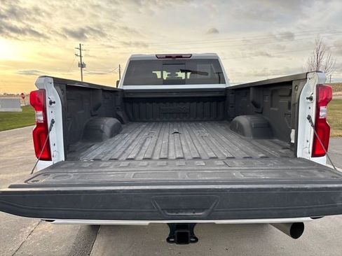 Certified 2023 Chevrolet Silverado 3500 High Country w/ Safety Package II image 27