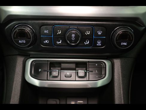 Used 2023 GMC Acadia SLE w/ Driver Convenience Package AWD/4WD image 28