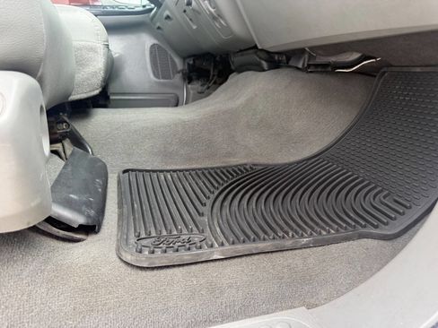 Used 2006 Ford F350 Lariat image 75