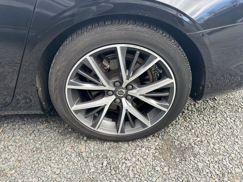 Used 2018 Volvo S90 T5 Momentum w/ Convenience Package image 23