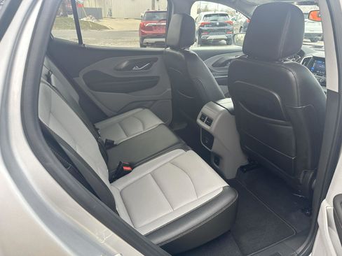 Used 2021 GMC Terrain SLT image 14