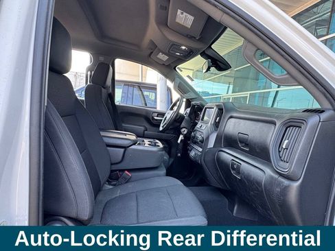 Used 2021 Chevrolet Silverado 1500 Custom Trail Boss w/ Safety Confidence Package AWD/4WD image 24