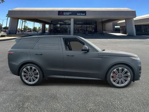 Used 2024 Land Rover Range Rover Sport Dynamic SE image 7