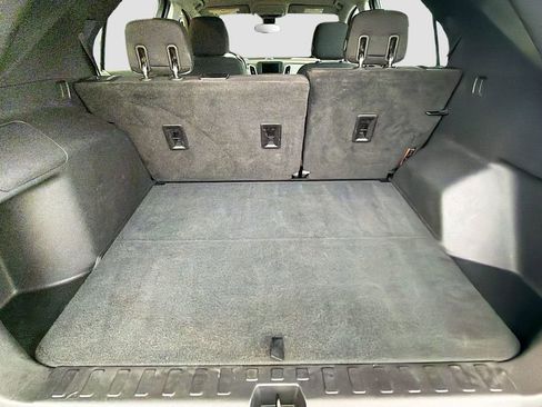 Used 2020 Chevrolet Equinox LS image 24