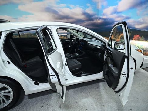 Used 2024 Subaru Impreza 2.0i image 44