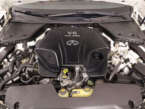 Used 2019 INFINITI Q60 Red Sport 400 w/ Proactive Package image 14