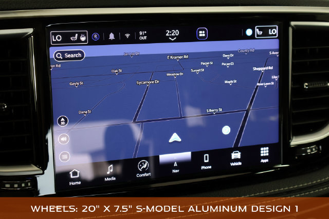 Used 2025 Chrysler Pacifica Limited FWD image 25